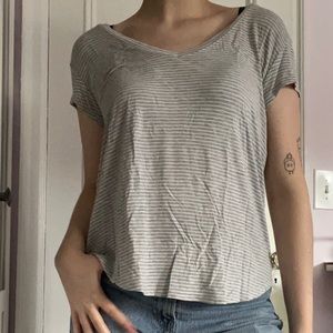American Eagle Striped V Neck Favorite Tee!